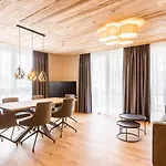 Apartahotel Zillertal By Alps Fügen