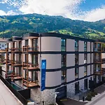Zillertal By Alps 公寓式酒店