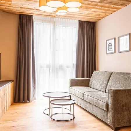 Aparthotel Zillertal By Alps Fügen