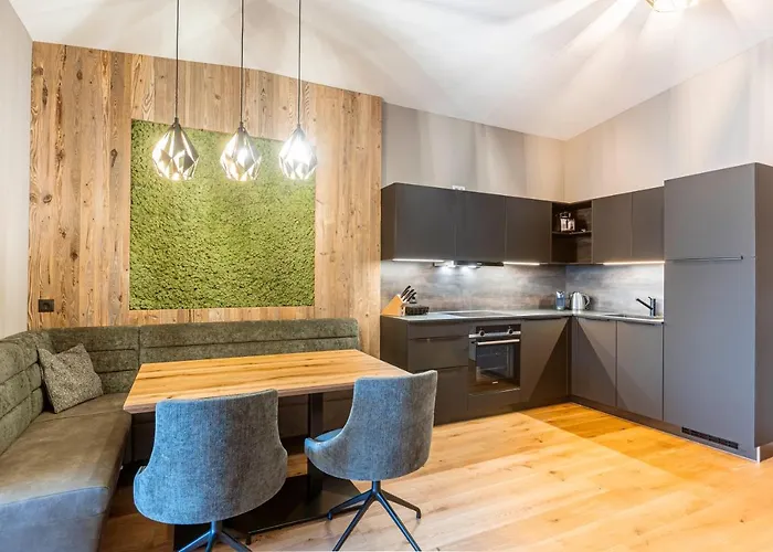 Zillertal By Alps מלון דירות 4*