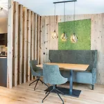 Zillertal Suites By Alps Resorts 4* Fuegen