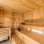 Aparthotel Zillertal Suites By Alps Resorts 4*