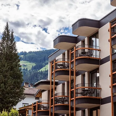 Zillertal Suites By Alps Resorts 4* Fuegen