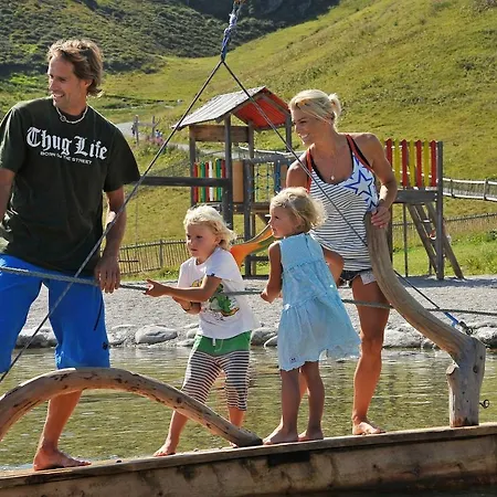 Zillertal By Alps 아파트호텔 푸겐