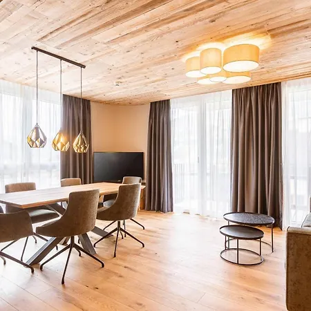 아파트호텔 Zillertal By Alps 푸겐