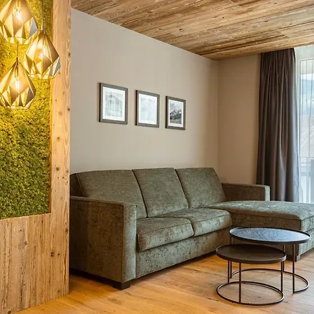 Zillertal By Alps Appart hôtel Fügen